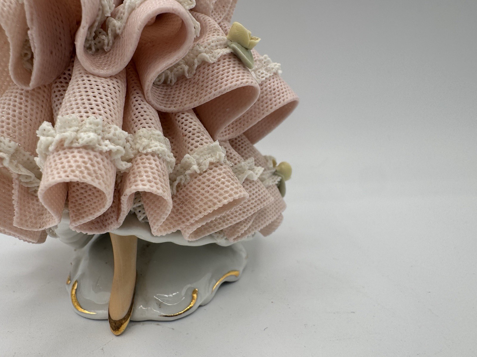 Vintage Dresden Lace Porcelain Marie Antionette Figurine Germany Cond. Issue