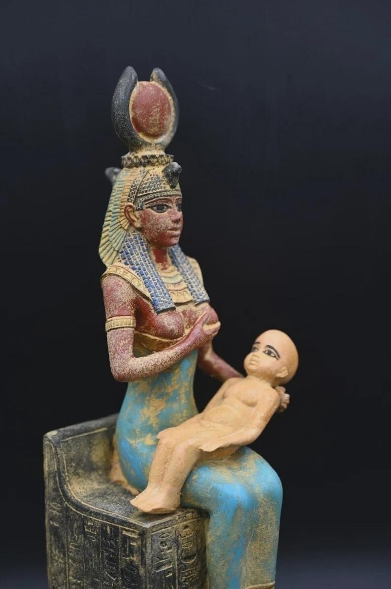 Egyptian Goddess Isis Statue, Antique Replica Décor Isis Breastfeeding Horus