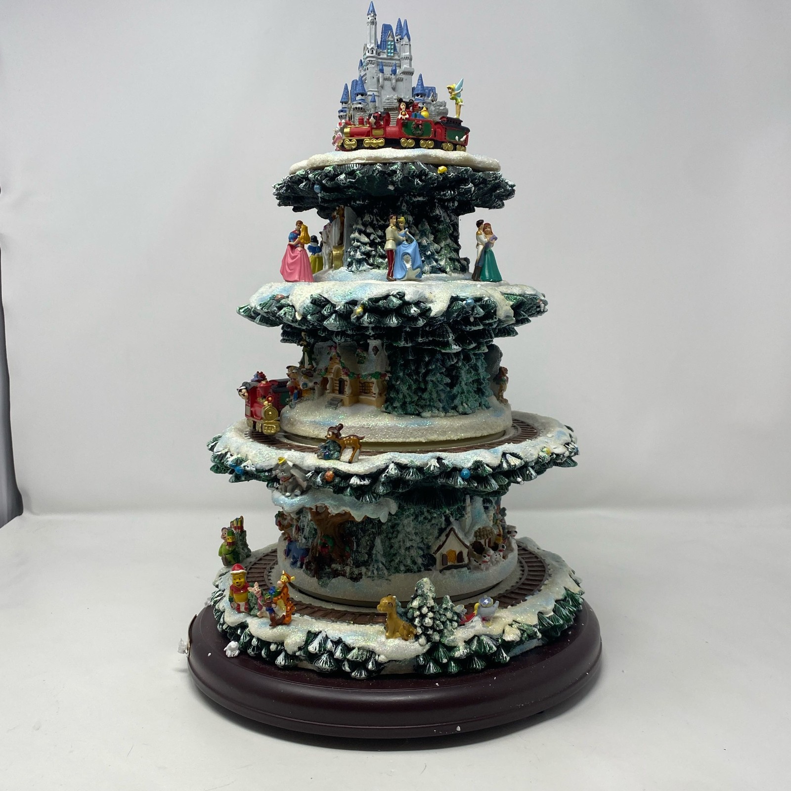 Hawthorne Village by Bradford Exchange Disney 16″ Wonderful World of Disney