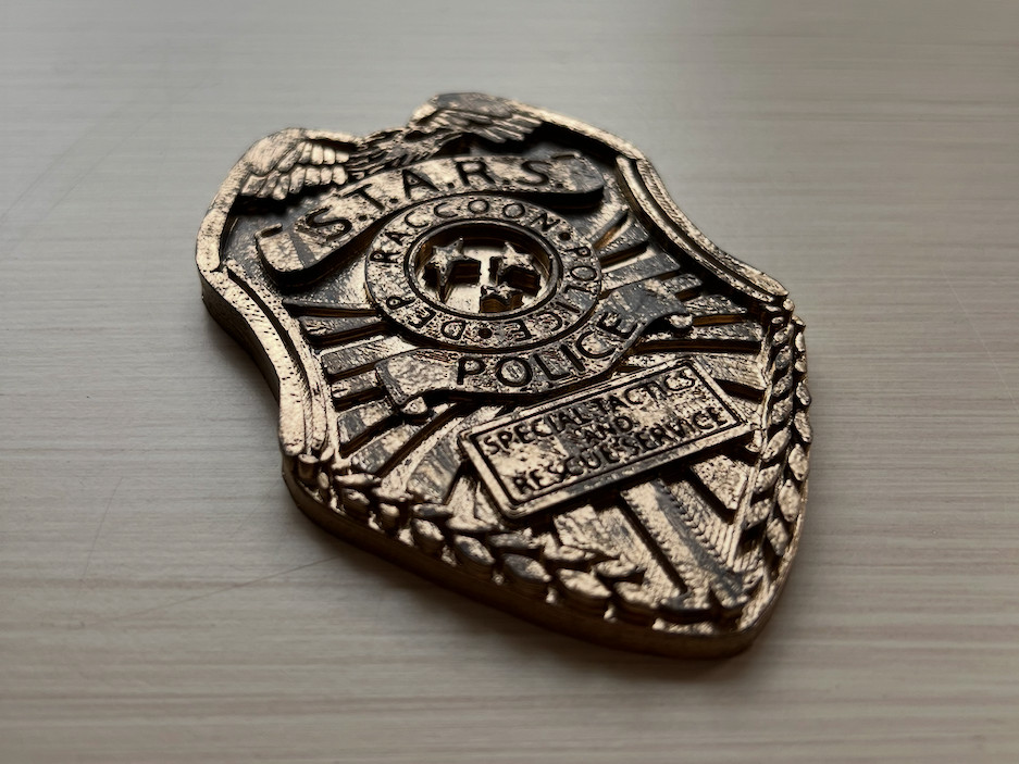 STARS Badge Cosplay Prop Resident Evil Hand Painted Model / DIY Kit 1p
