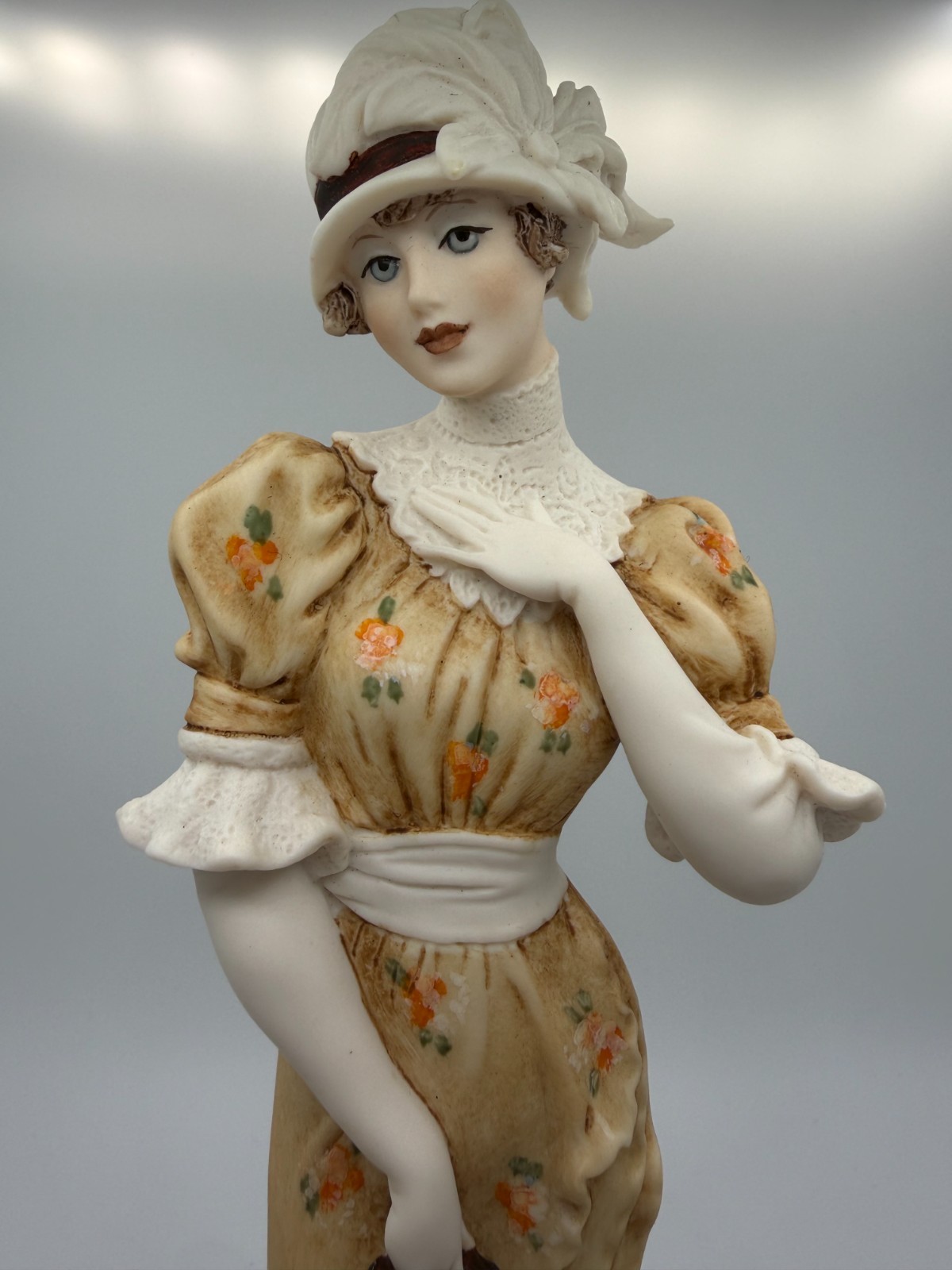 Giuseppe Armani Florence Figurine Dear Friends 0532C Lady with Dog Poodle 1994