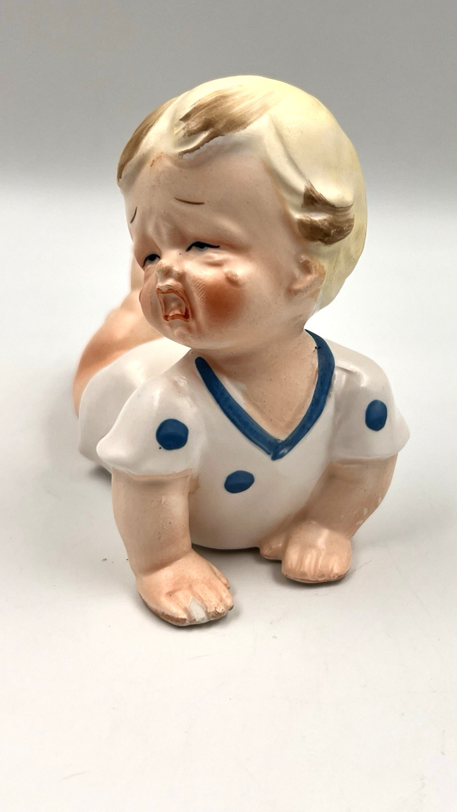 2 Vintage Porcelain Piano Baby Figurines Girl yawning, boy crying, Japan #296