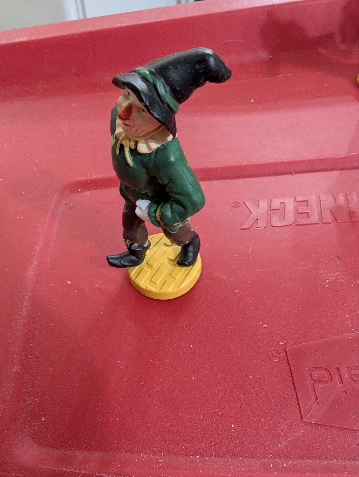 Westland Gifts Emerald City & 6 Character Figures Wizard of Oz from 1939 Film