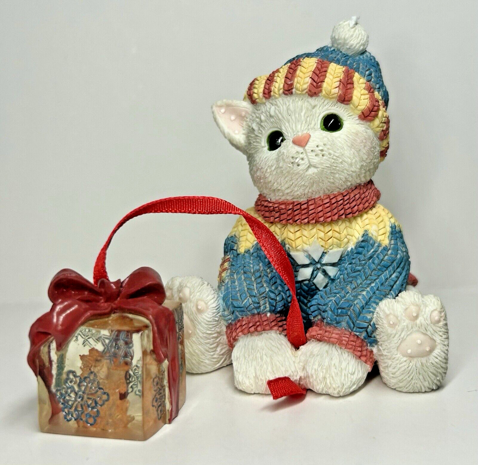 1998 Calico Kittens “It’s The Thought That Counts” 360074 with original box