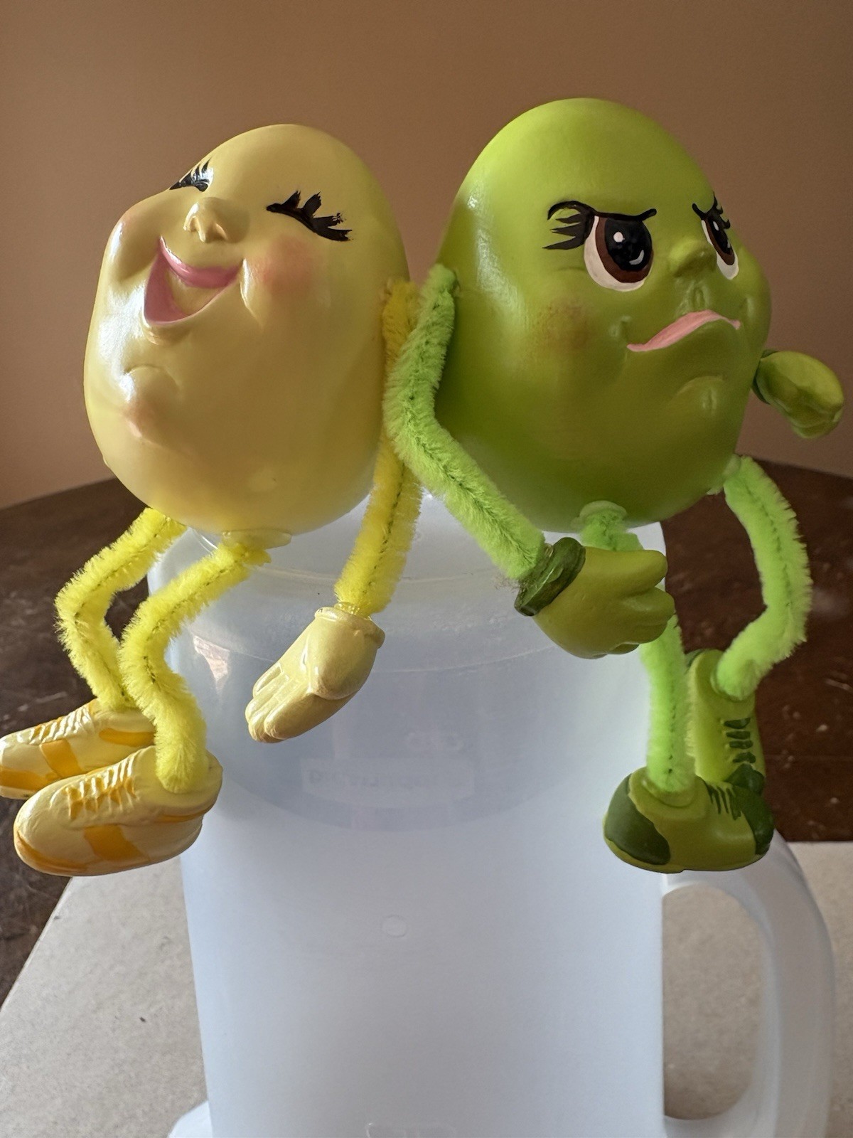 Shelf Sitter Anthropomorphic Egg Lot Of 2 Ceramic Pipe Cleaner