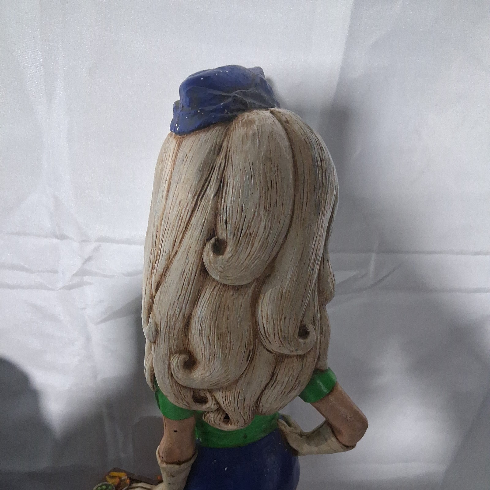 VINTAGE JUTA SANGTHAWEEP “WHY YES I FLY”1974-1976 PLASTER COLLECTION STATUES