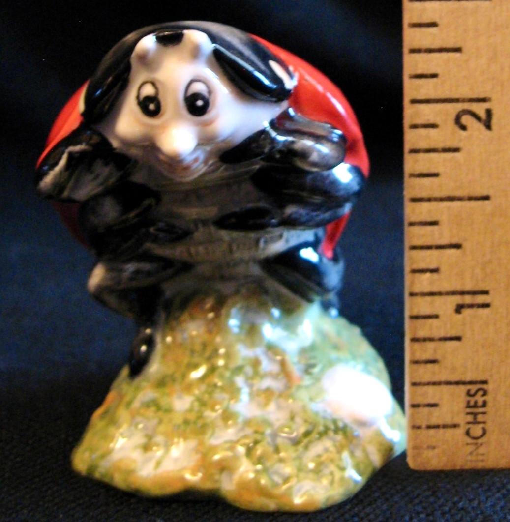 MOTHER LADYBIRD Beatrix Potter Royal Albert England Ladybug Figurine Vtg 1989