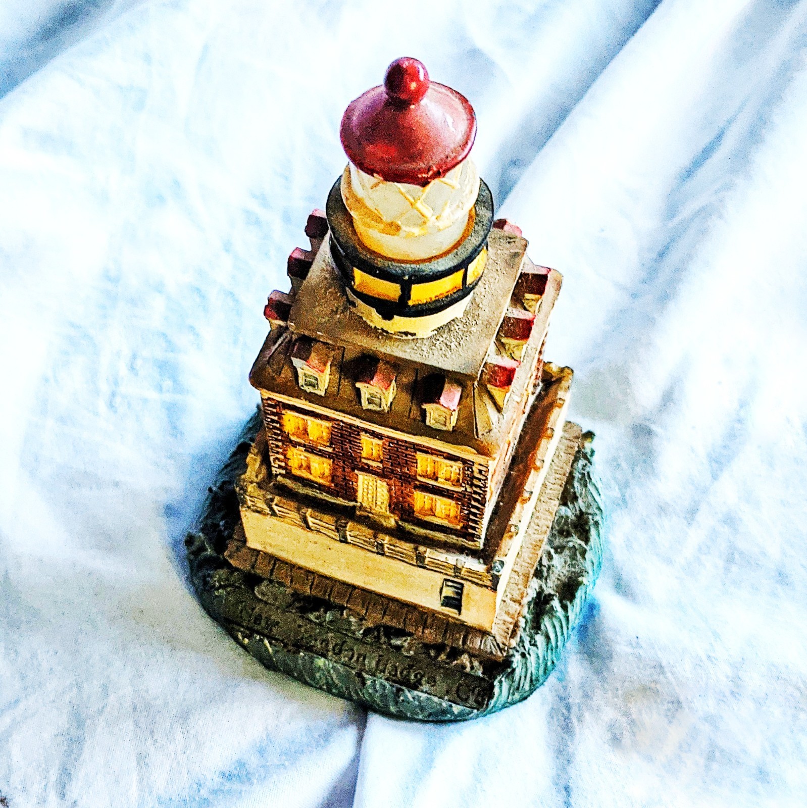 New London🗼Ledge Connecticut🌊Lighthouse 5”Resin Statuette Figurine🆓Statue📬VG