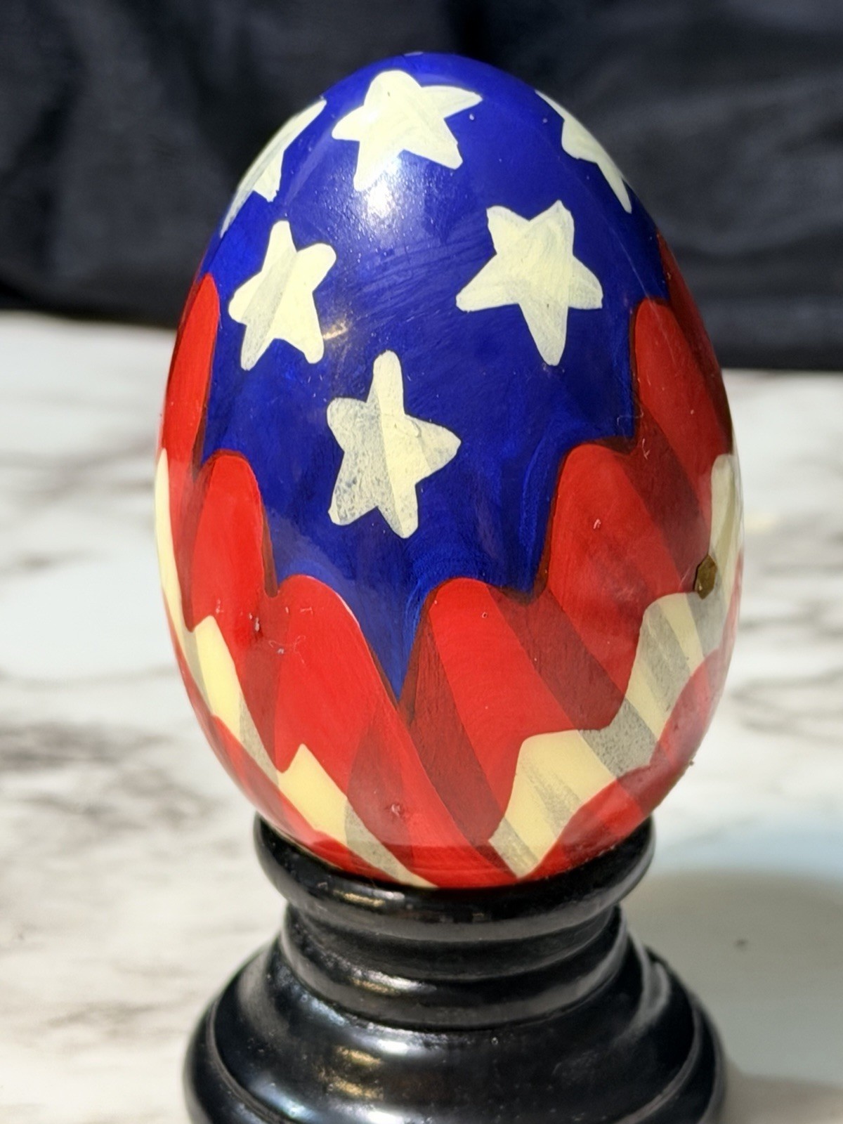 2~ VTG Eggs 2.5″ & 1.5″ W/Base ~ Large Egg is Wood~ Small Egg I am Unsure (2925)