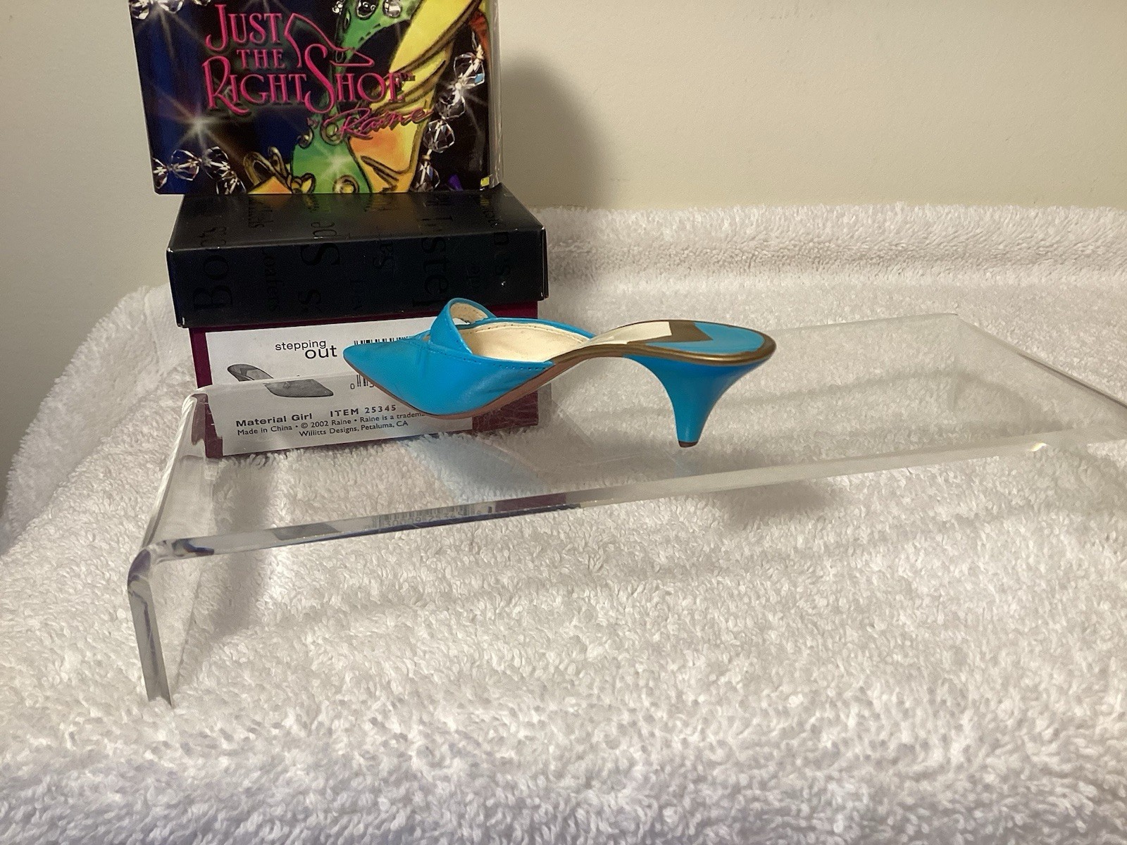 Just The Right Shoe Called “Material Girl”
