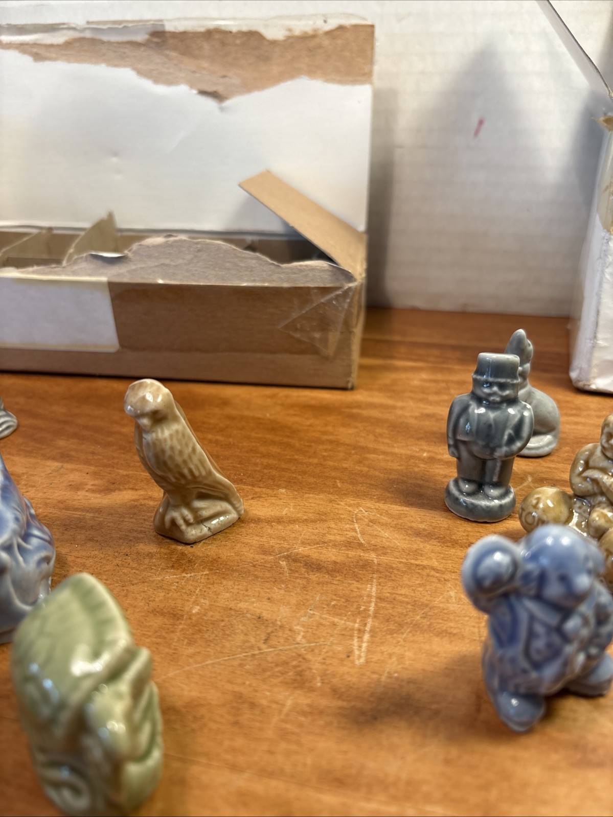 WADE CIRCUS SERIES SET OF 15 MONKEY, POODLE, & 10 Endangered Species Complete