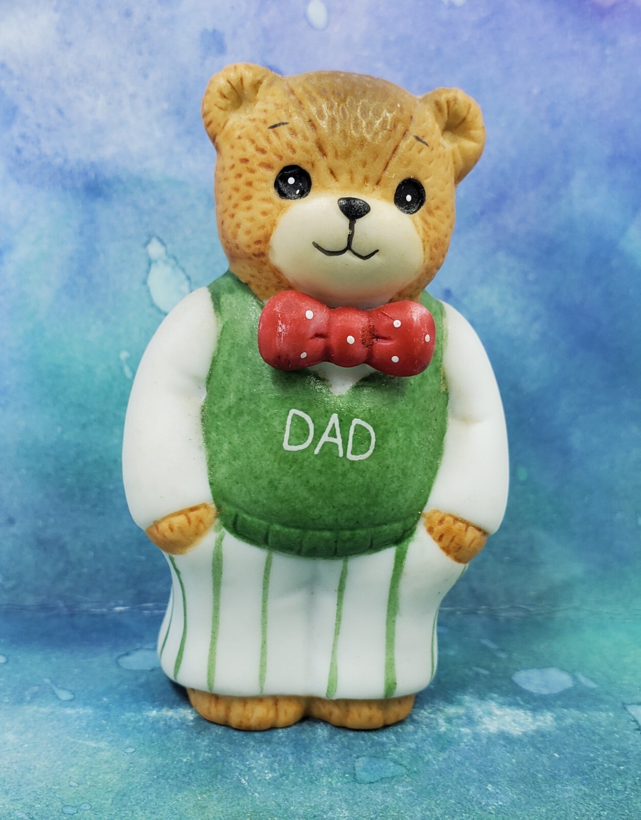 LF8 Enesco Lucy and Me Lucy Rigg Bear as Christmas Dad