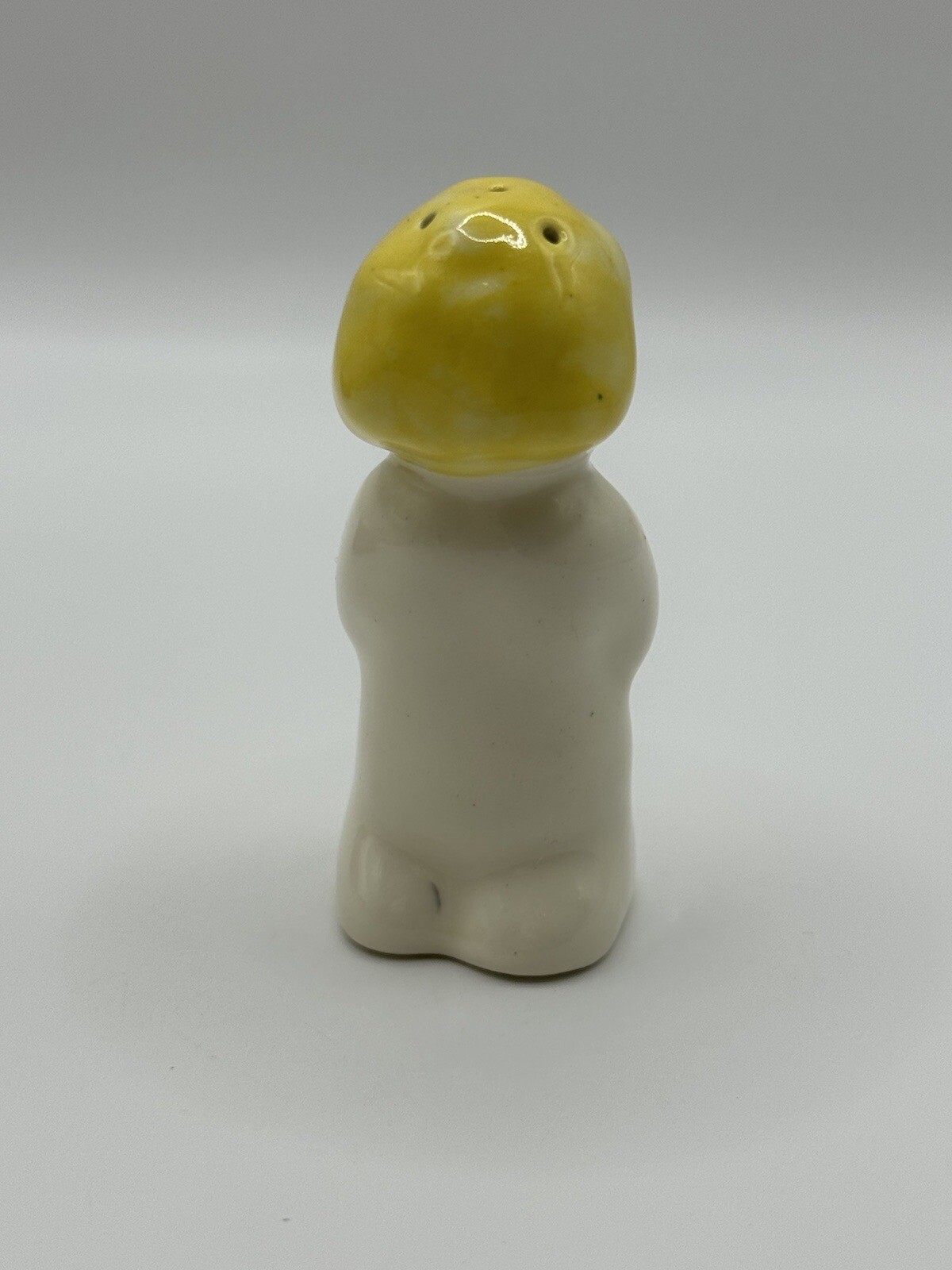 Vintage Ceramic Child Praying Figurine Shaker Trinket Decor ***