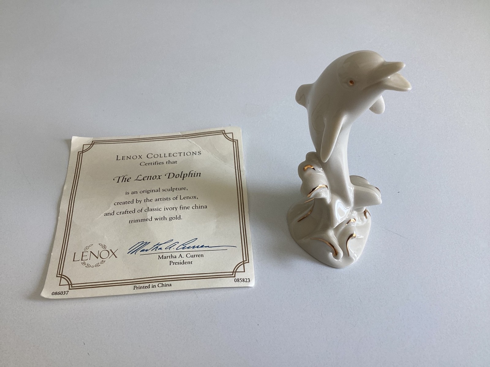 Lenox Jumping Waves Dolphin 4″ Ivory Bone China w/ 24 K Gold Trim Free Shipping