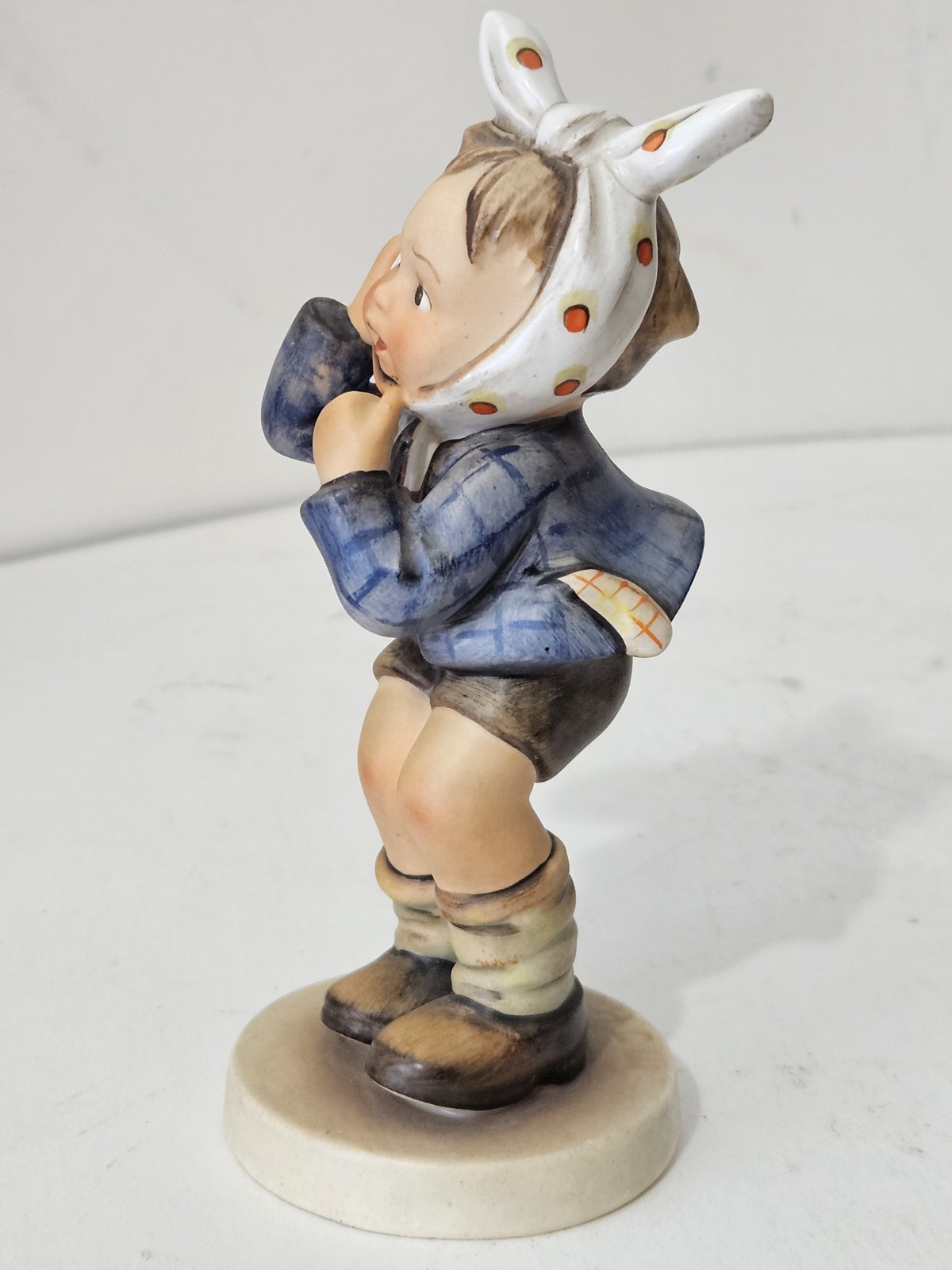 Rare Hummel Goebel Boy With Toothache 217 Figurine TMK2 Full Bee – 1950 1959