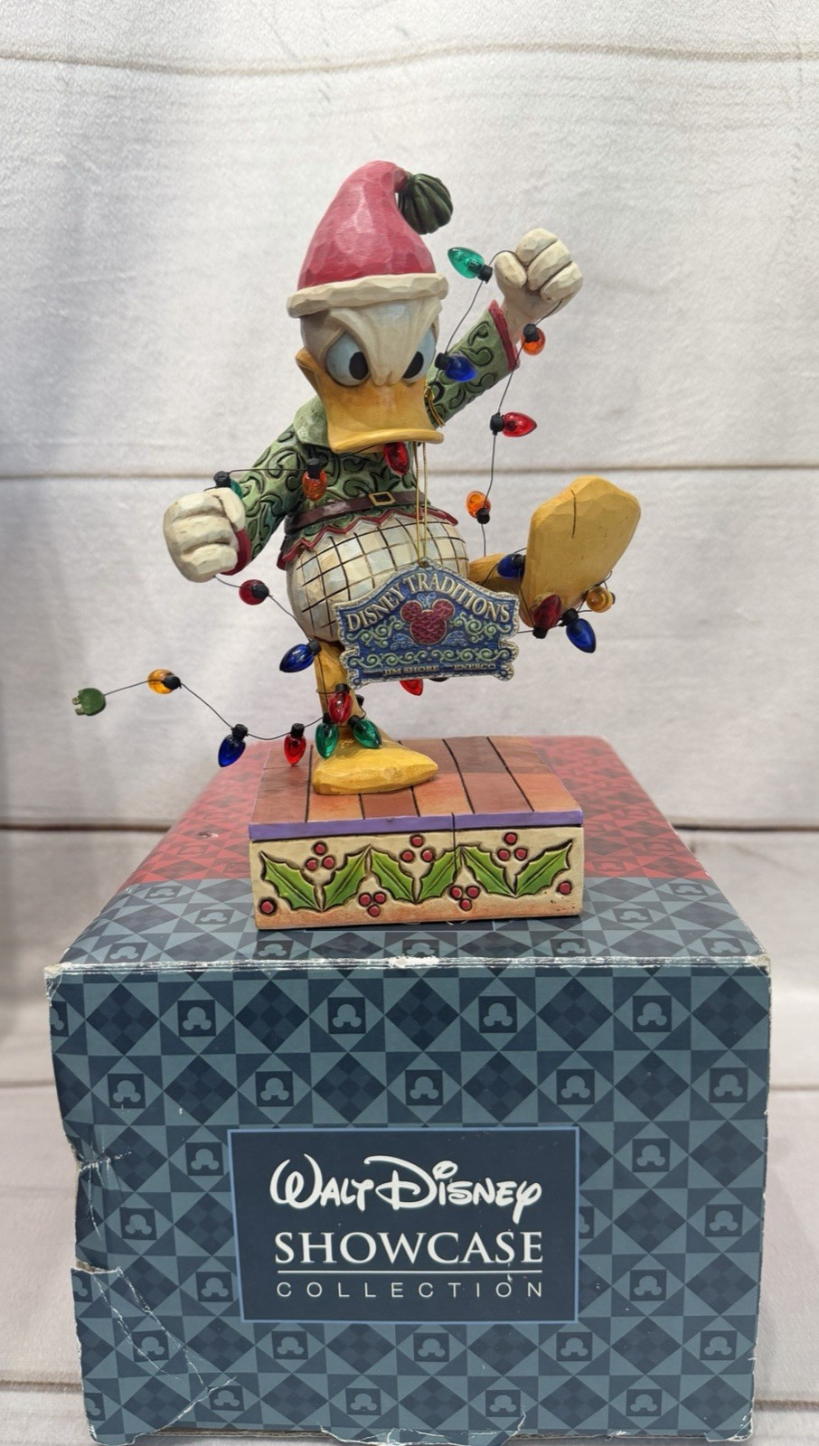 Jim Shore Santa’s High Strung Helper Walt Disney Showcase Donald Duck Enesco