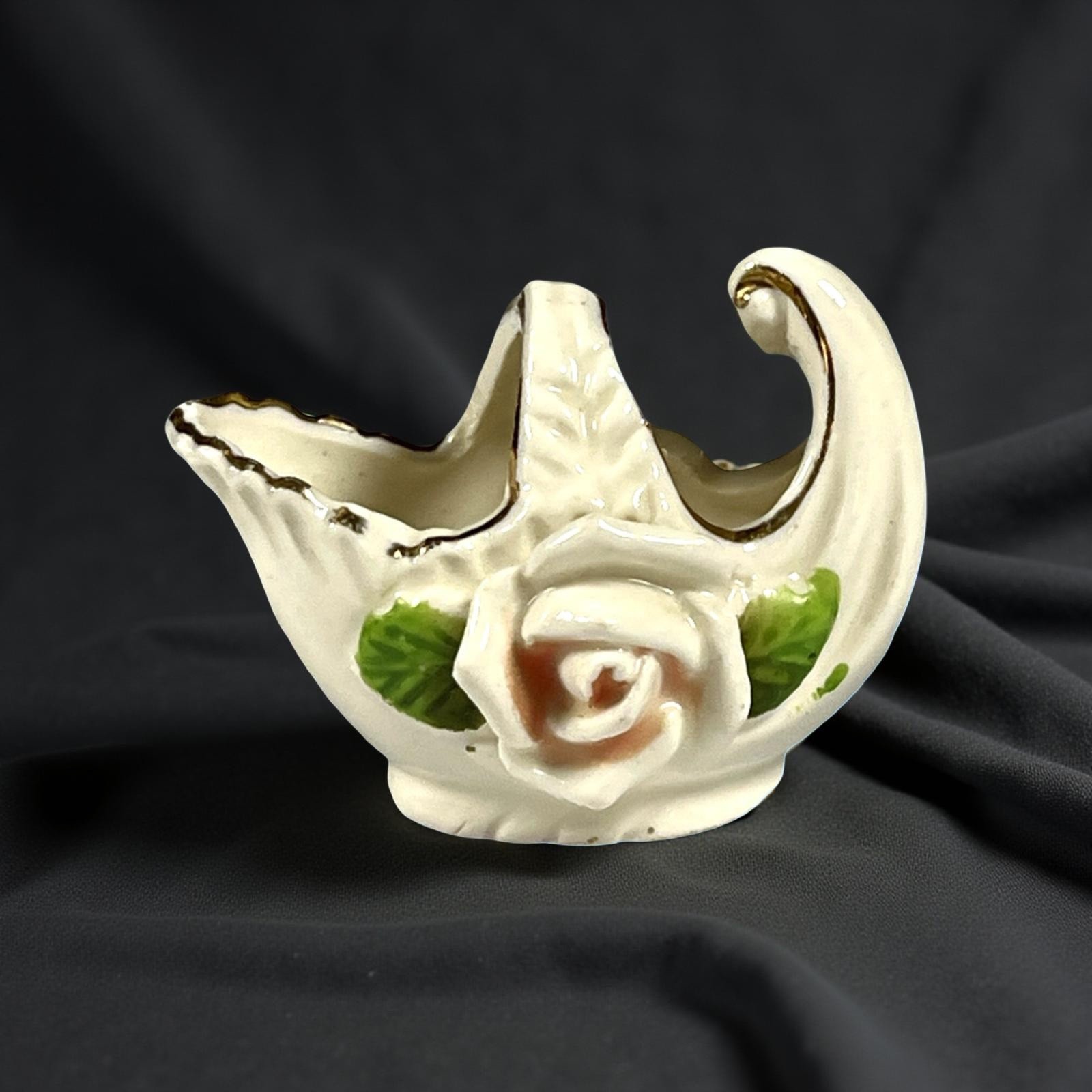Vintage Miniature Ceramic Rose Basket Vessel Japan 1.75″ Gold Trim See Photos