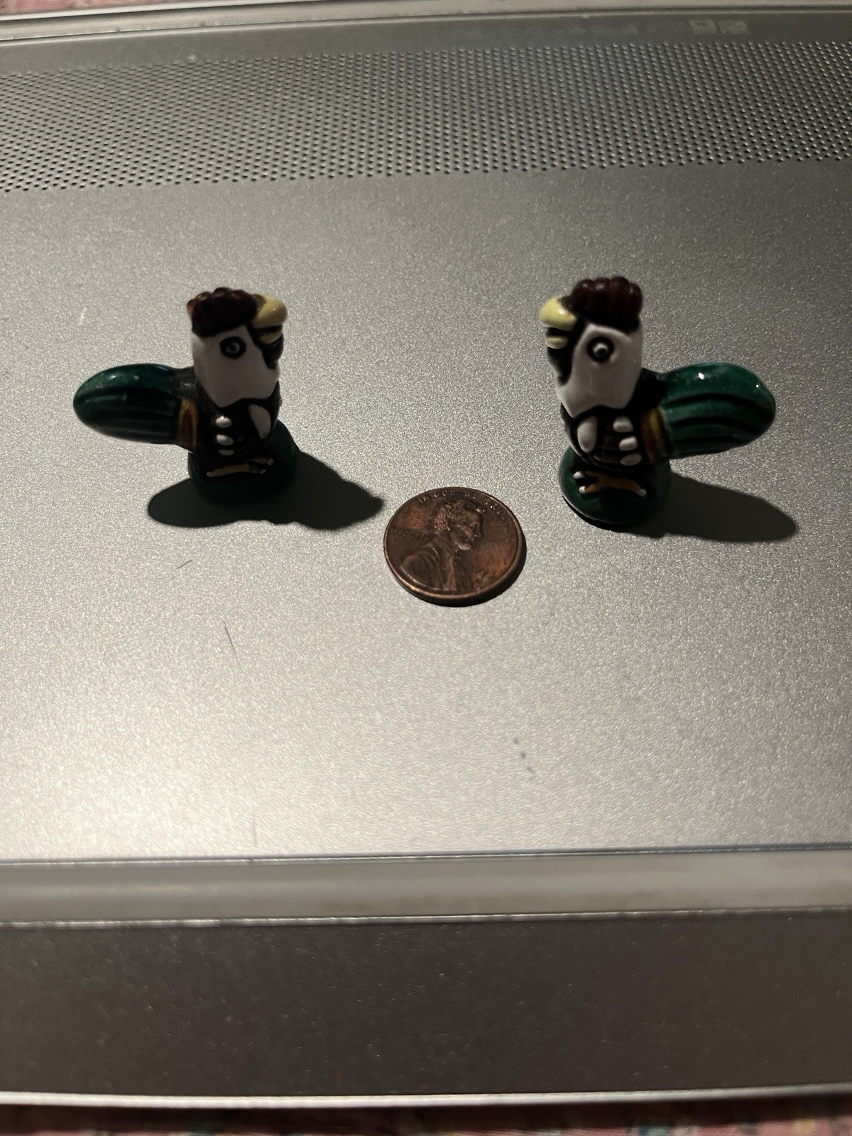 Two Tiny Painted Pottery Roosters Vintage Miniature Figurines GUC