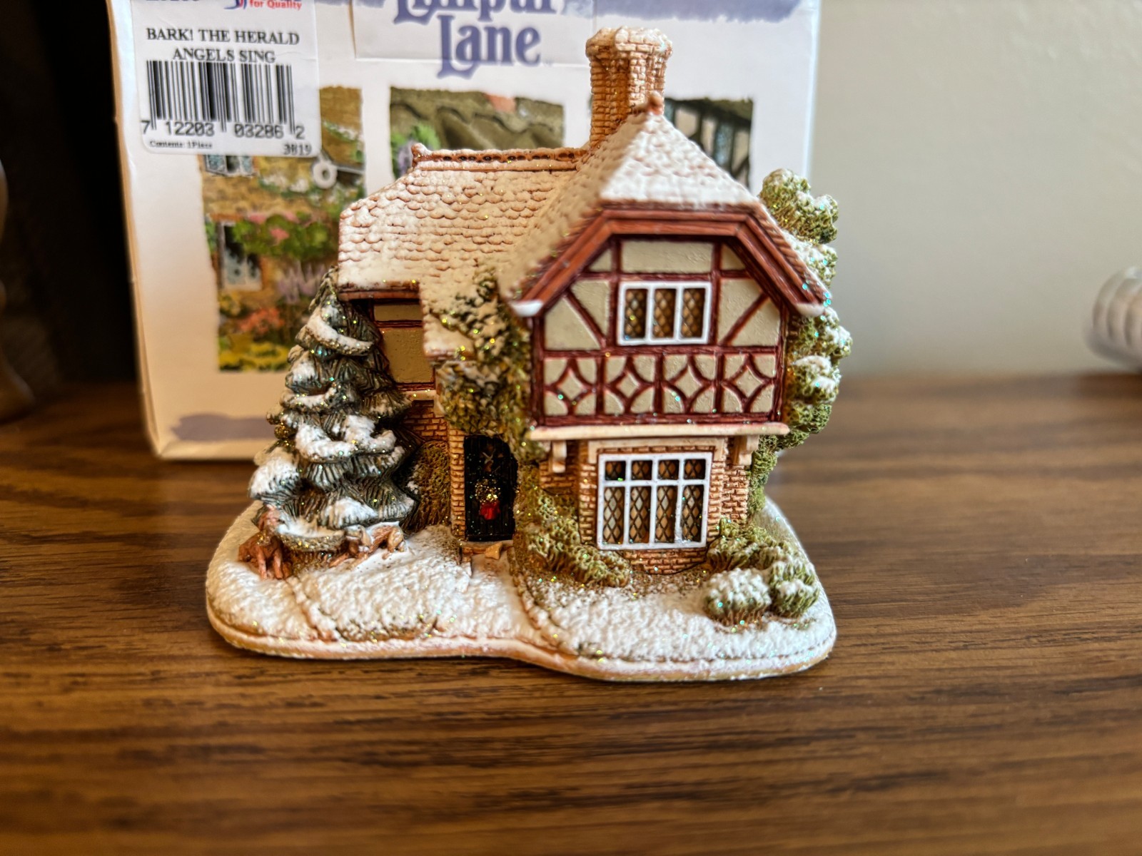 Lilliput Lane “BARK! THE HERALD ANGELS…” English Cottage w/Deed & Box ~ L3286