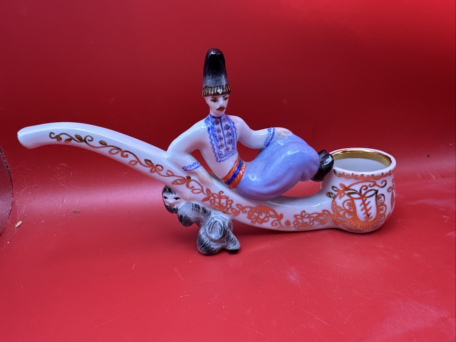 Ukrainian Porcelain Pipe Kozak Vakula & Devil Kyiv Folk Art 8”x4.5”