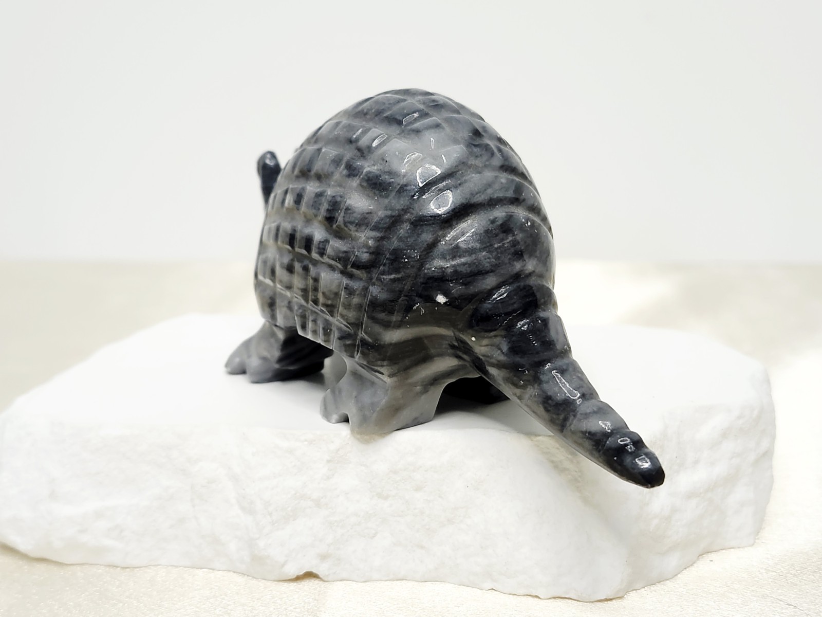 Hand Carved Gray And Black Marble Stone Armadillo Figurine 5″ L – Made In Mexico