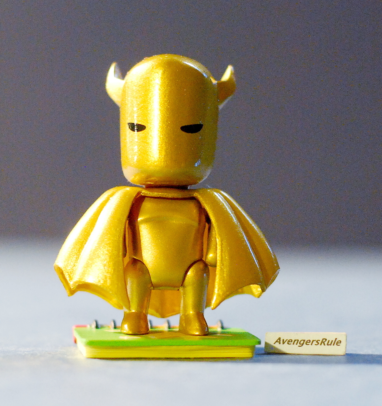 Scribblenauts Unmasked DC Comics Mini-Figures Series 2 Batman Gold 1/24 Rarity