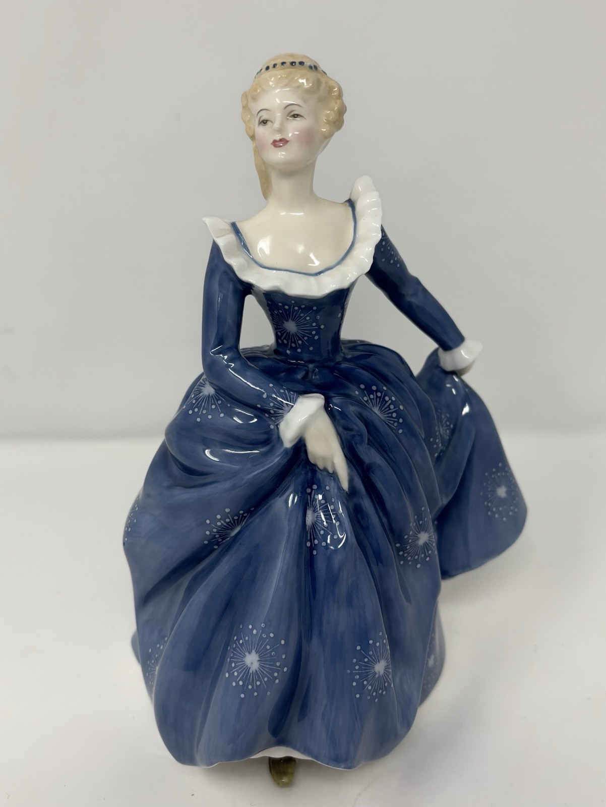 Royal Doulton Fragrance Blue Dress Lady Figurine HN2334 Bone China LTD ED 1965