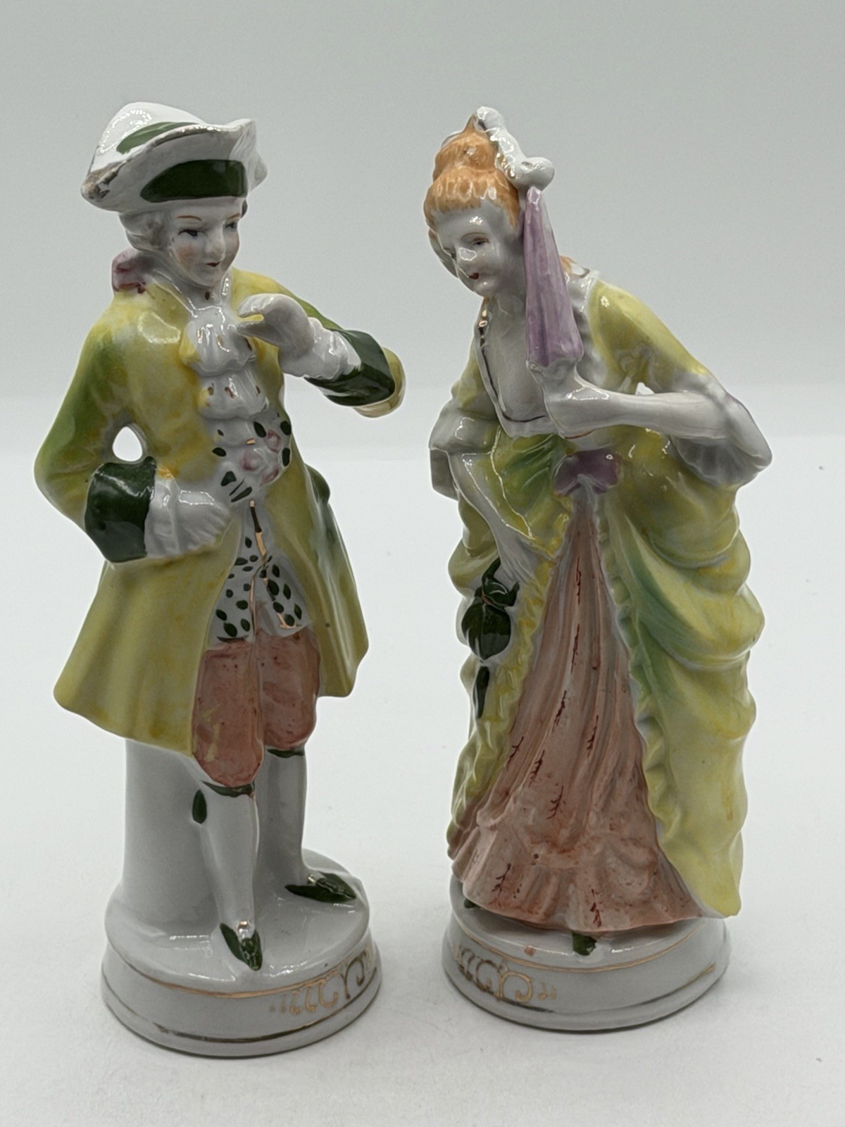 Vintage Pair of Moriyama Colonial Style Figurines Series 102