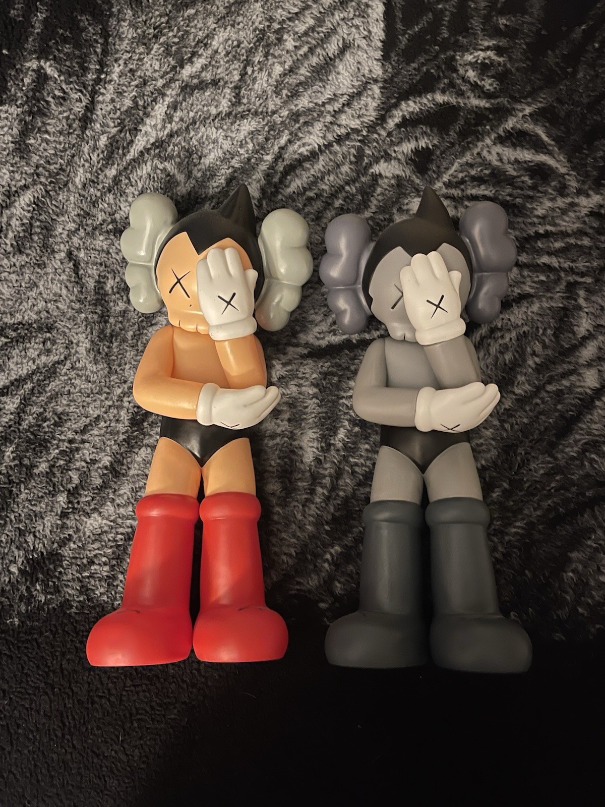 (Unofficial) Astroboy KAWS Both For 150 Or 1 For 85