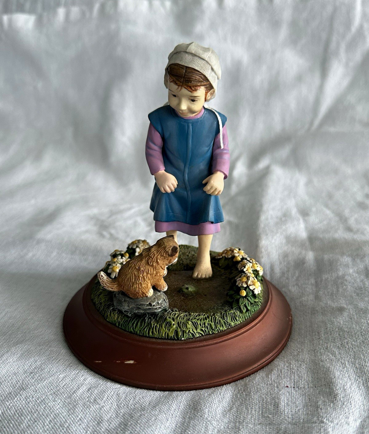 The Amish Heritage Collection Maggie Limited Ed Signed Resin Figurine 1997 4.5in
