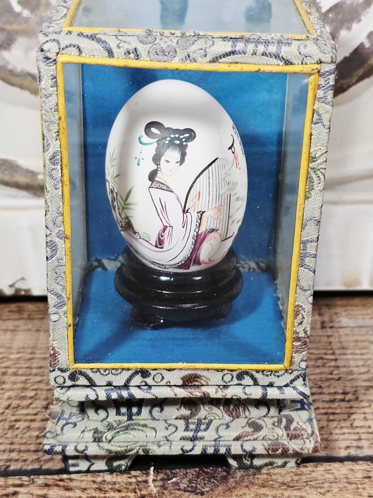 VTG Hand Painted Signed Chang-O Eternal Love & Beauty Egg Shell Geisha