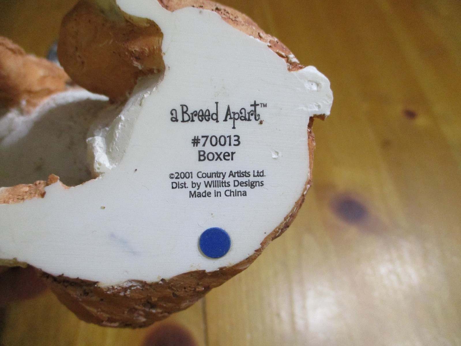 A Breed Apart Boxer Textured Figurine #70013,Country Artist Willitts Design,