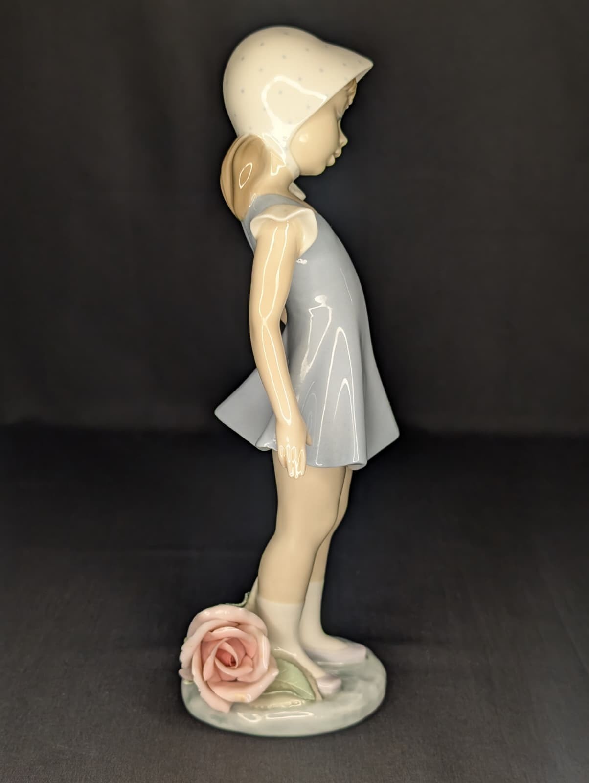 Rare Retired Vintage Lladro Candid #5039 Girl Figurine 9.5″ Spain