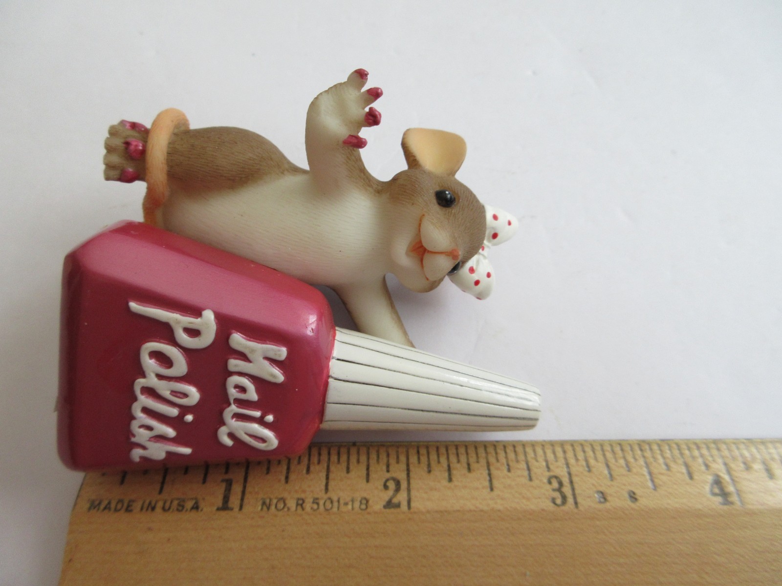 Charming Tails Mouse Figurine Pink Nail Polish Enesco Stone Resin Hand Painted