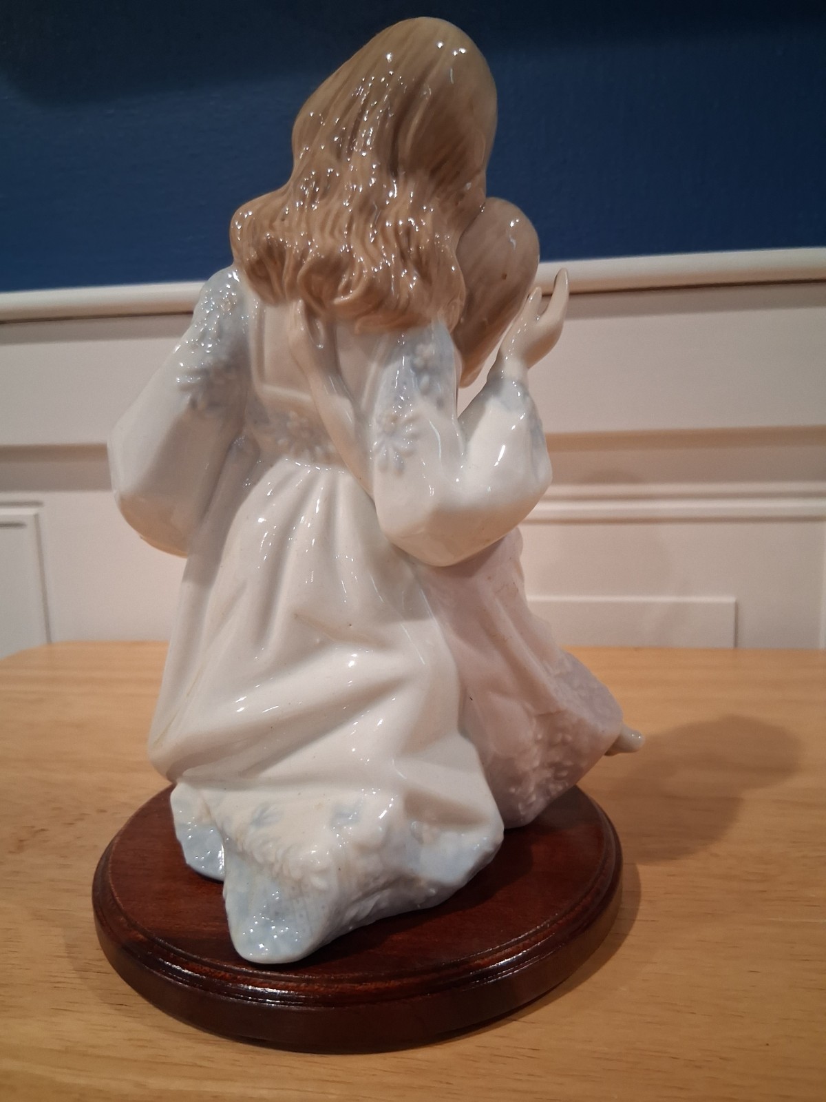 1990 Vintage Paul Sebastion”Mother And Daughter” Porcelain Figurine With Base