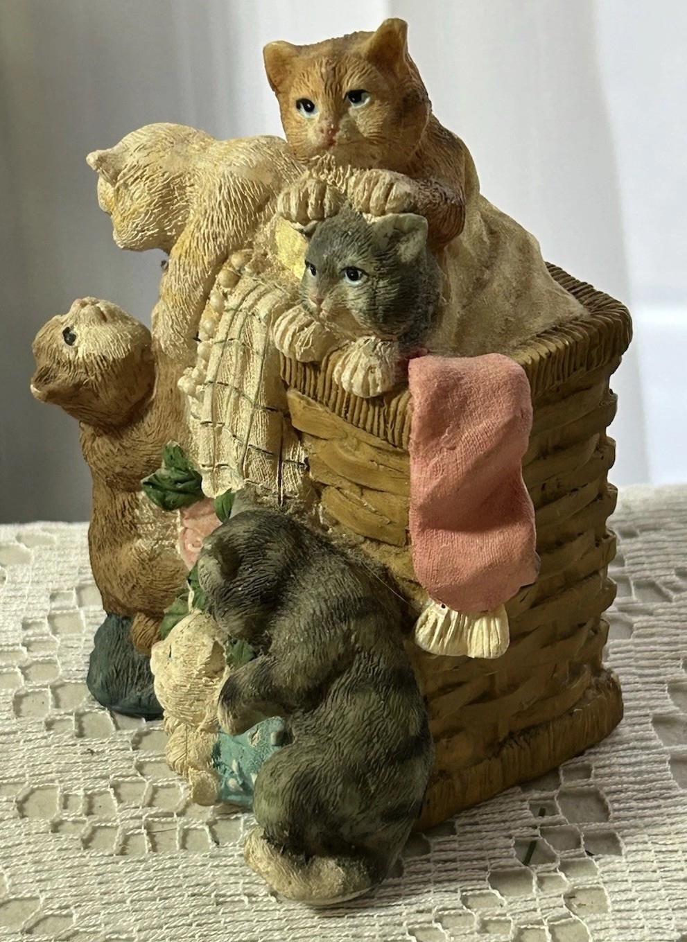 Cat Kittens “MY FAVORITE THINGS” Knick Knack By San Francisco Music Box Co