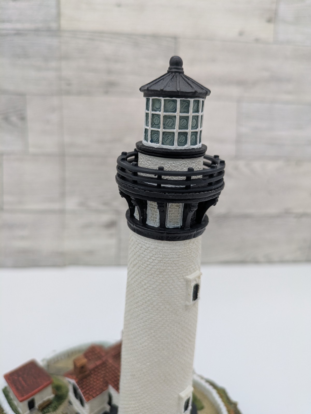 Harbour Lights Pigeon Point Lighthouse, Signed, HL #199 with Box and COA