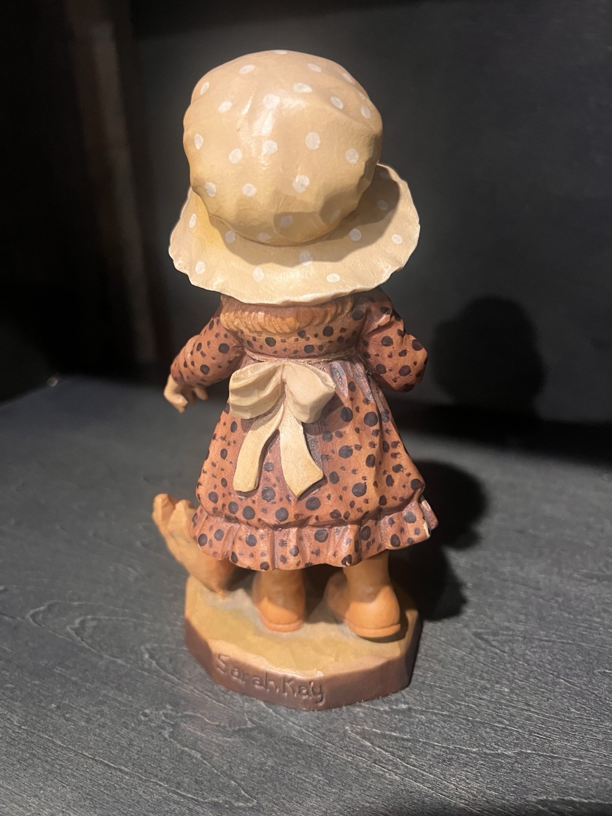 Anri “FEEDING THE CHICKENS” 6” Hand Carved Wood Figurine By Sarah Kay Italy 1631