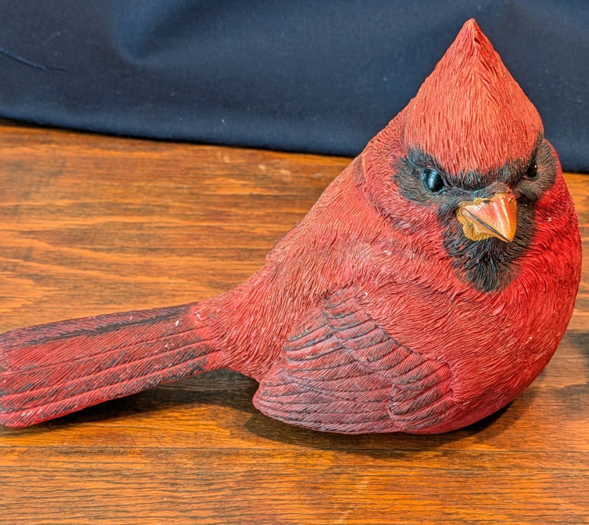 Resin Family of Cardinals- Set Of 3- 2 Large- 1 Small
