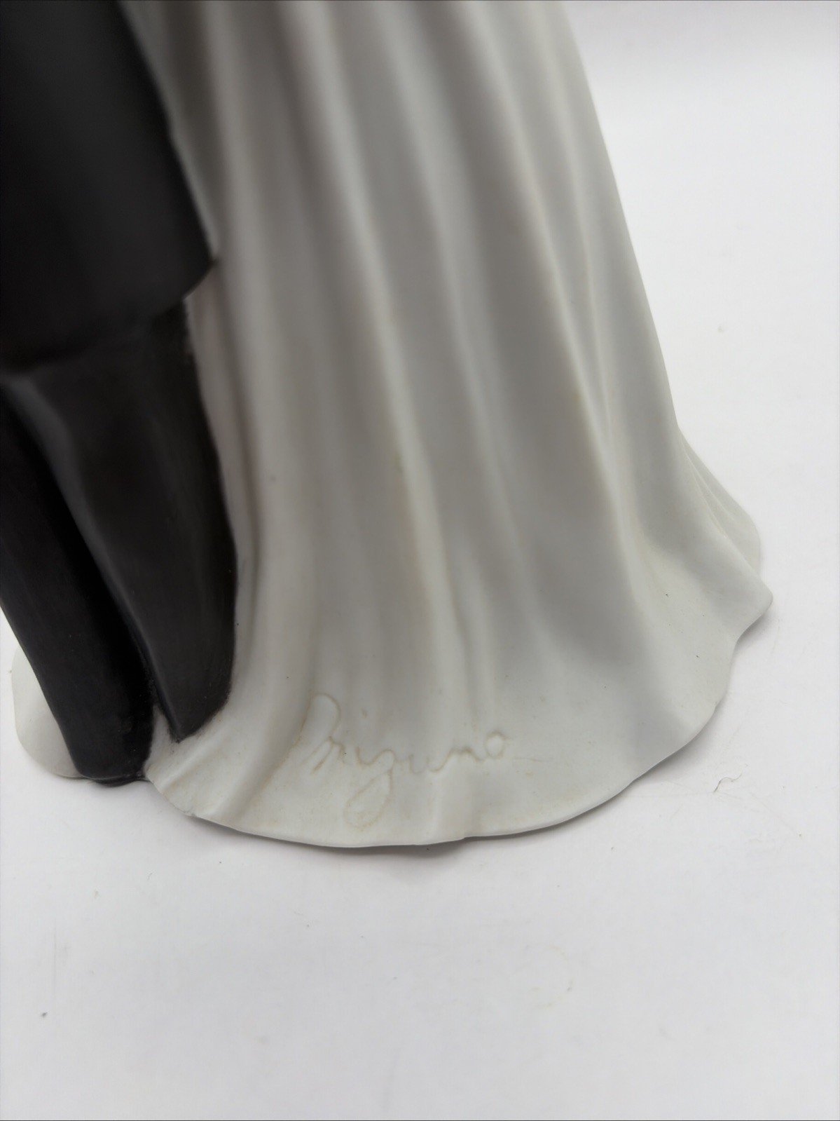 1999 Home Interior Evening Of Romance Bride/Groom Figurine Masterpiece Porcelain
