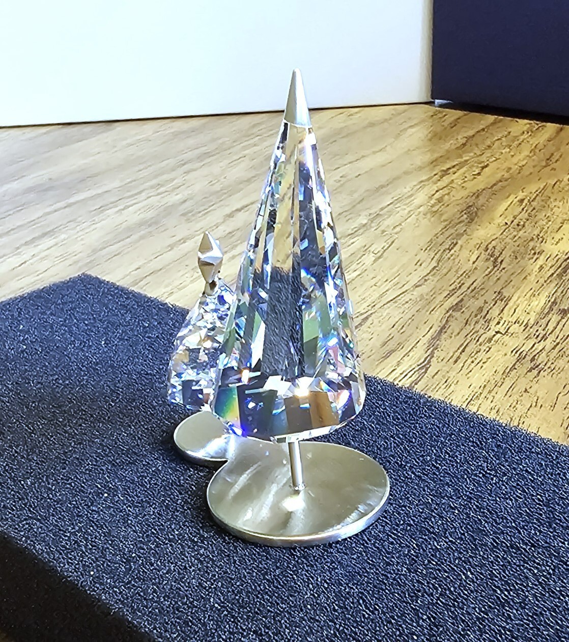 🎄Swarovski Crystal 2021 Holiday Magic Golden Christmas Winter Tree Duo Figurine