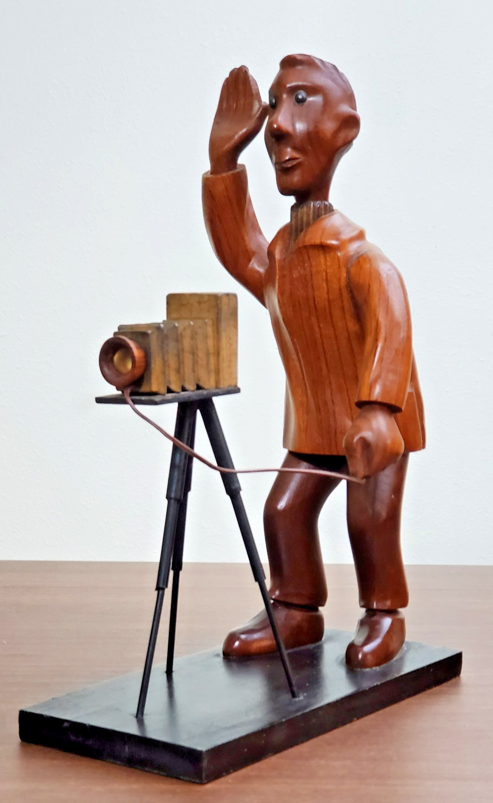 Vintage Romer Italy Hand Carved Wood Photographer Figurine 11.5″ Folk Art 1950s