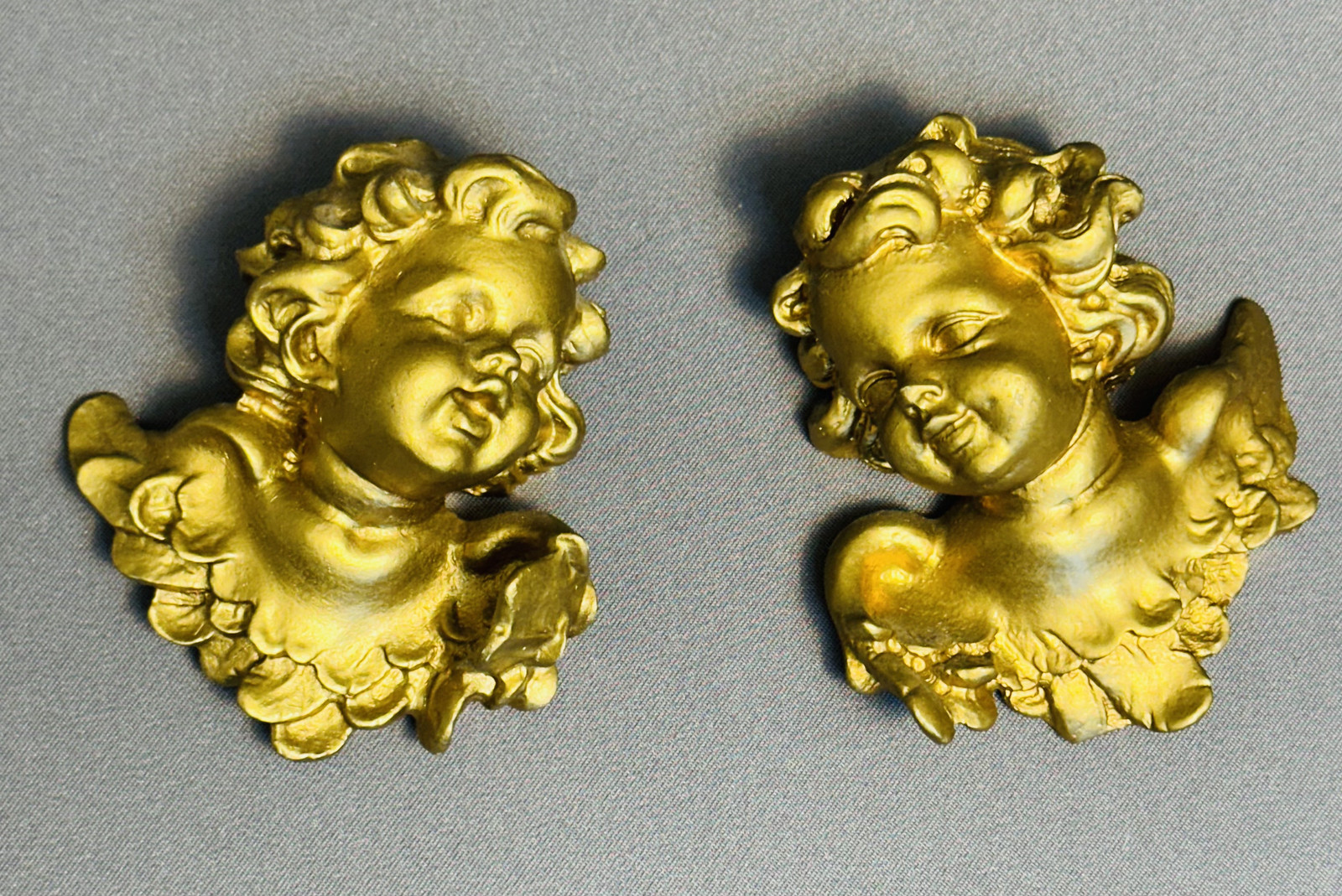 Cherubs Wall Hanging Decor Gold Plaster 2.25 inches Each Vintage Set of 2