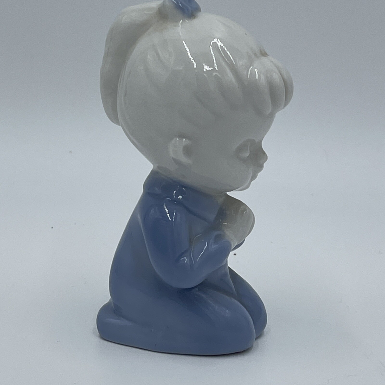 Vintage Praying Kneeling Little Girl Figurine Fine Quality LeGo Japan