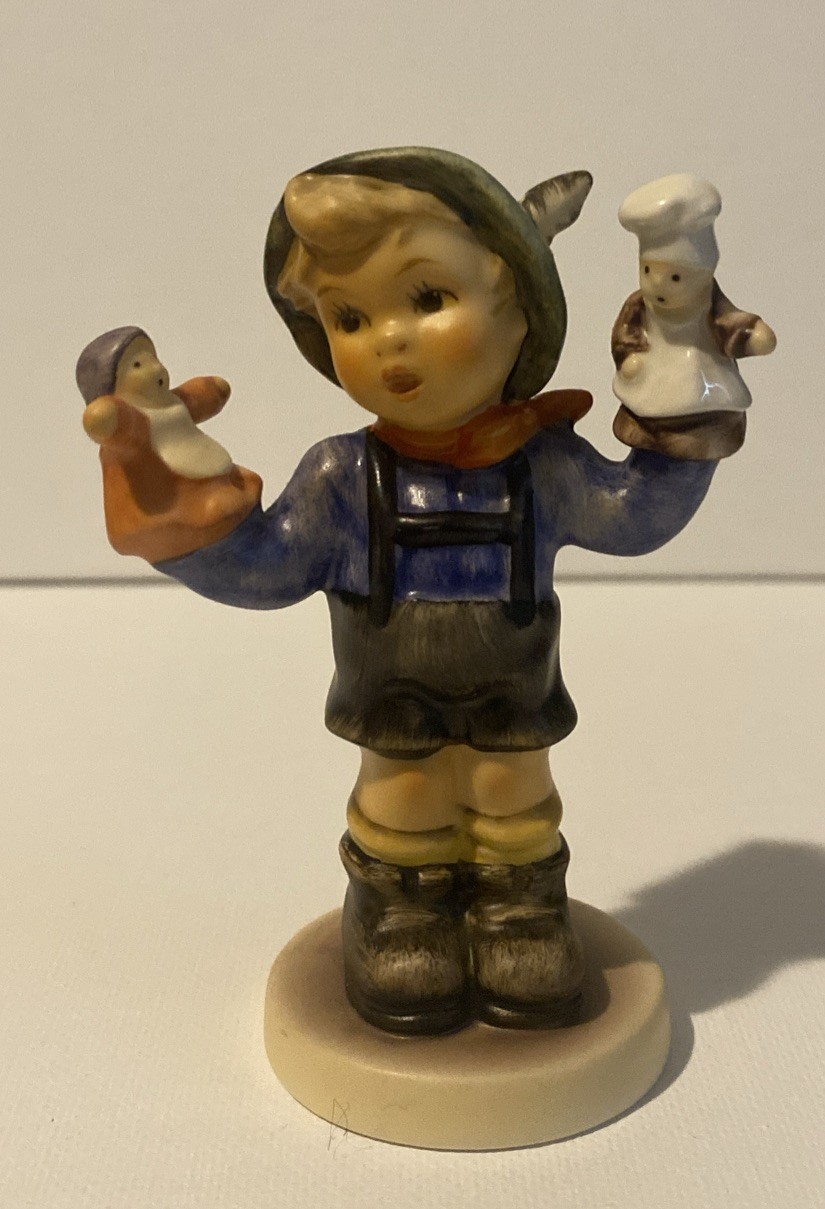 PUPPET KIDS GOEBEL HUMMEL 2209/B PUPPET PAL (BOY) MINT