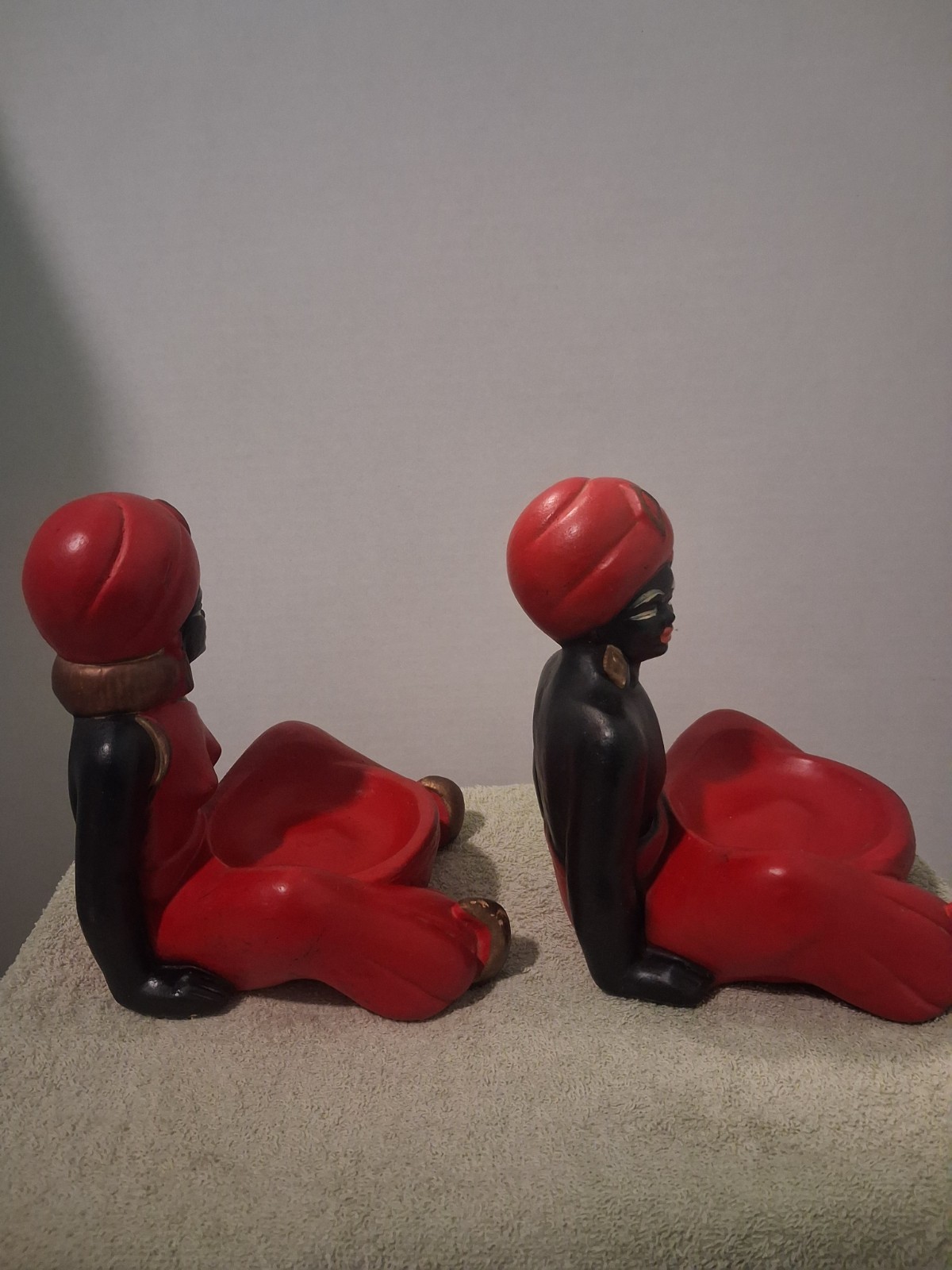 2 MidCentury Blackamoor Chalkware 1950 Nubian Djin-nii(Genies) Red 8″ Trinket