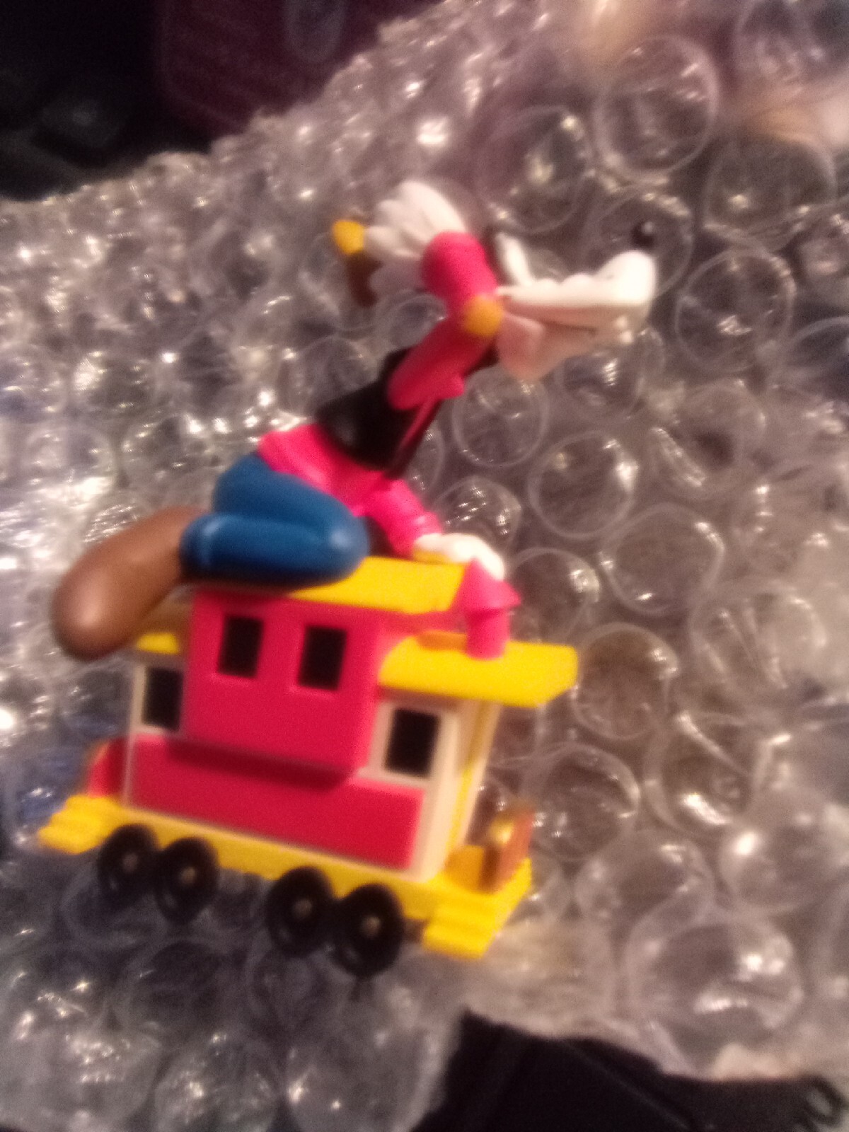 HALLMARK MERRY MINIATURES GOOFY’S CABOOSE 1998