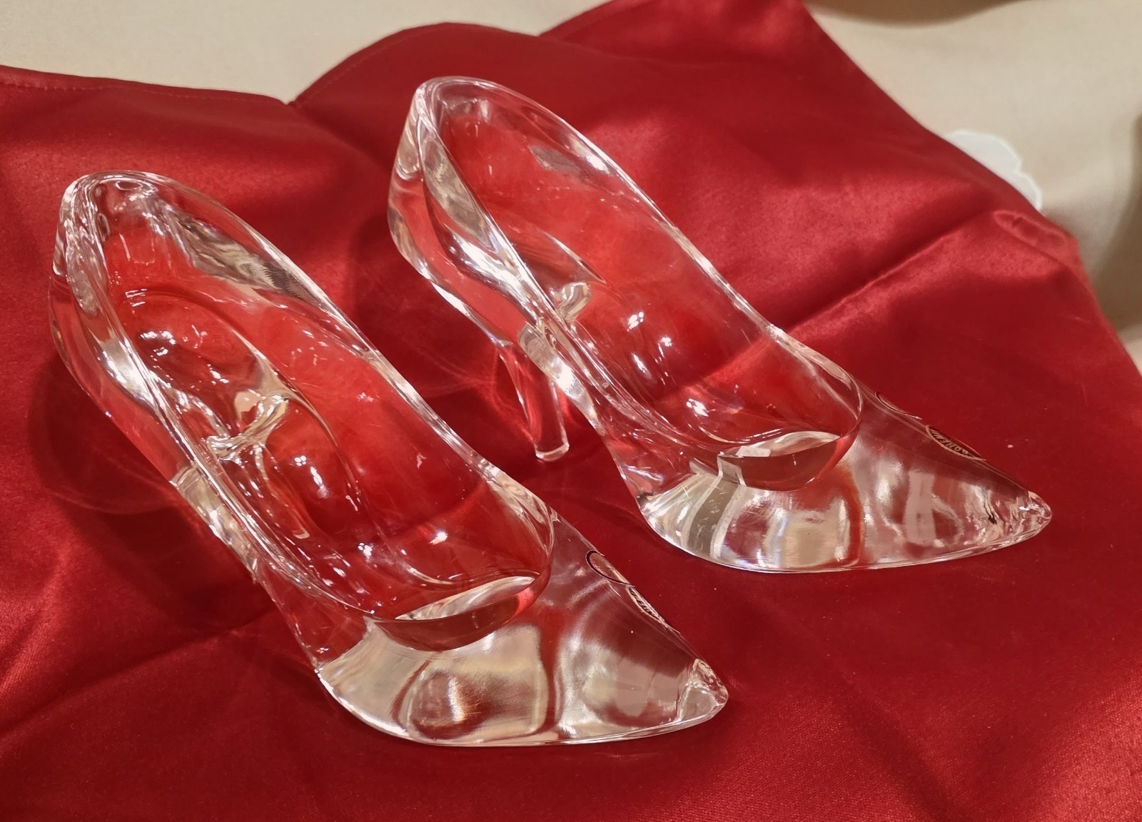 BOHEMIA CZECH REPUBLIC 1 PR.SHOES FIGURINE OF 24%CRYSTAL CLEAR 7.75″L×5″H