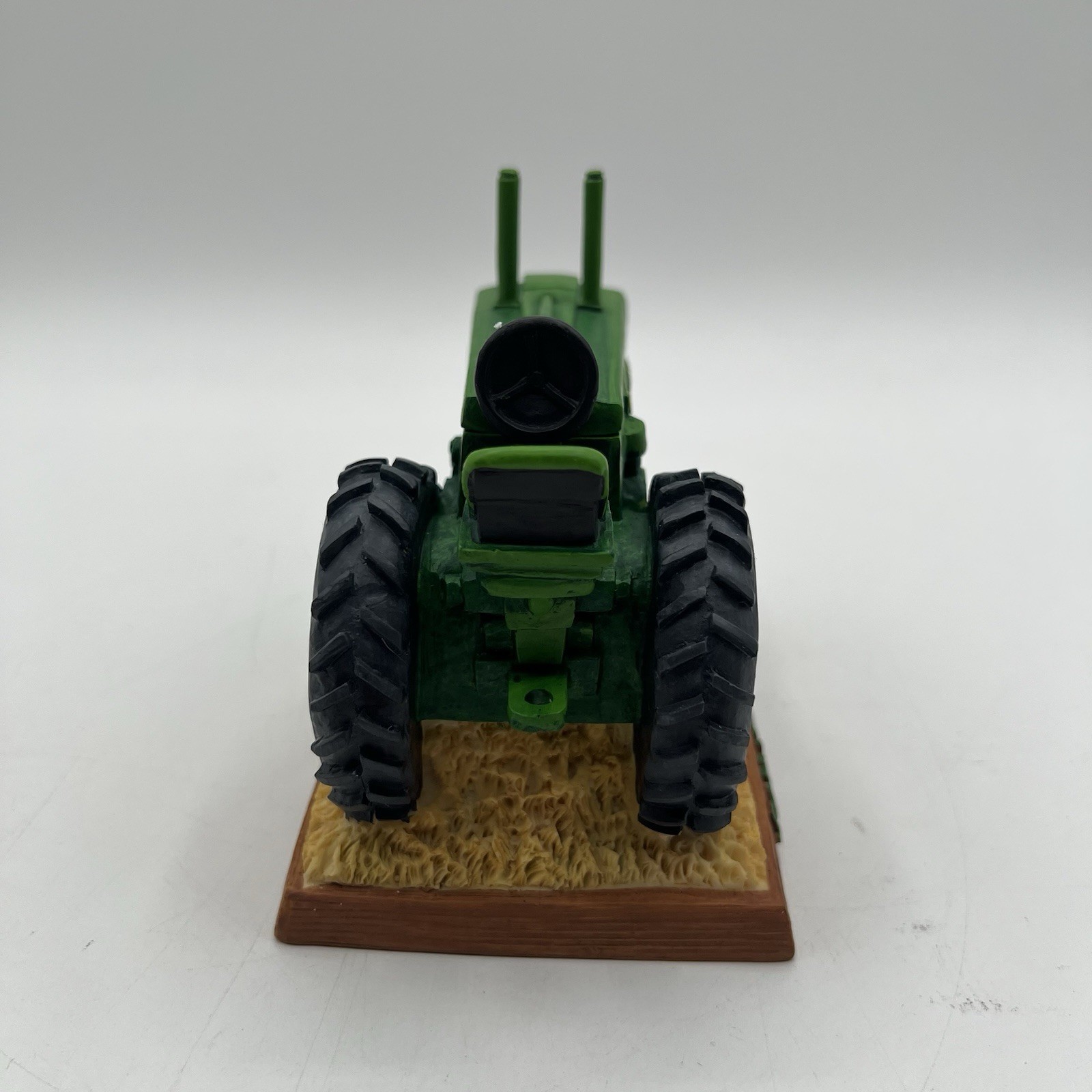 1999 Enesco America’s Favorites John Deere Ceramic Tractor w/ Box
