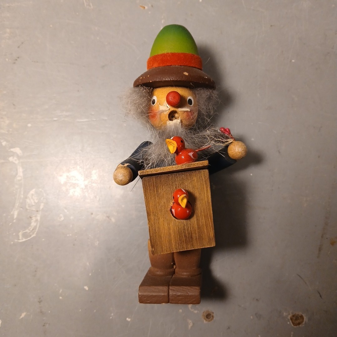 Vintage Set of 3 Handmade Wooden Peg Folk Art Figurines 4.5–5.5″ Eastern Europe